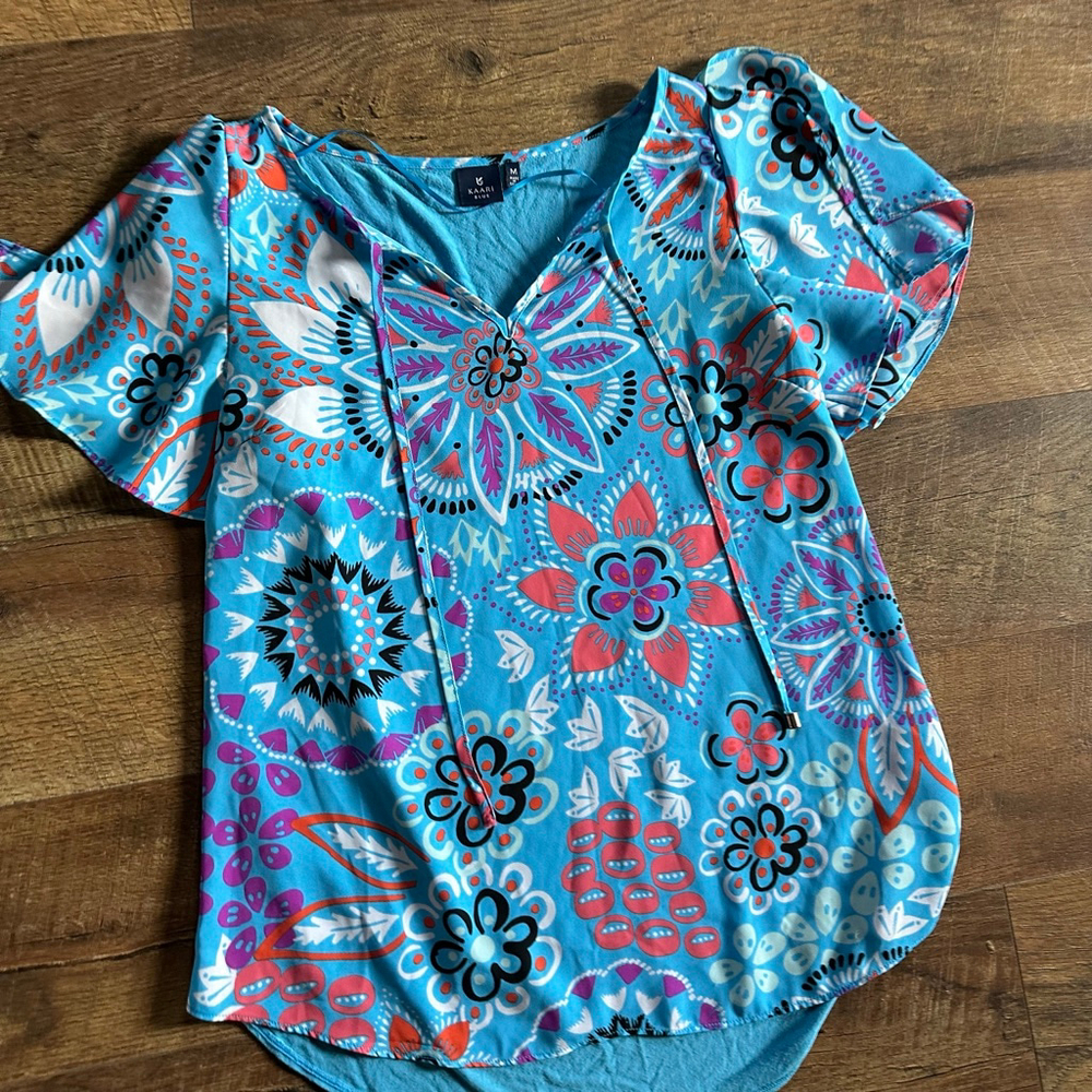 Women's KAARI BLUE Blue Floral Tunic Top M